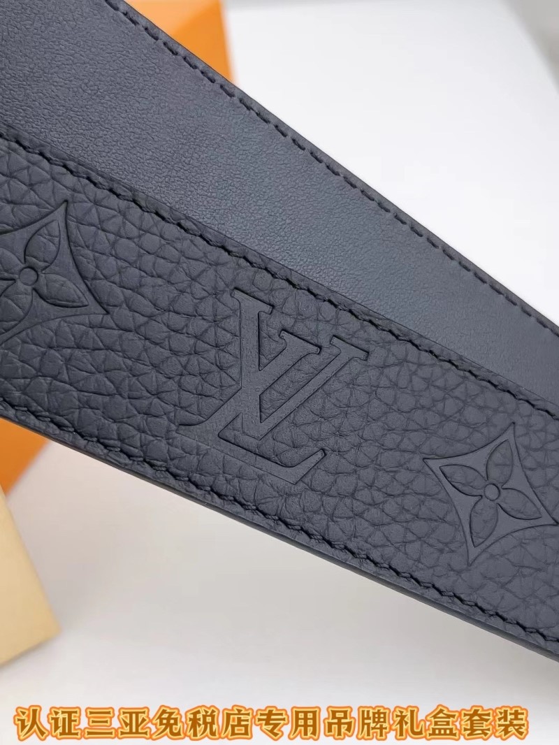 LOUIS VUITTON Belts